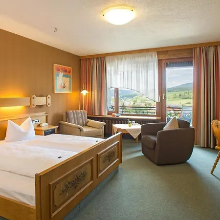 Hostel Am Schoenenberg 3*