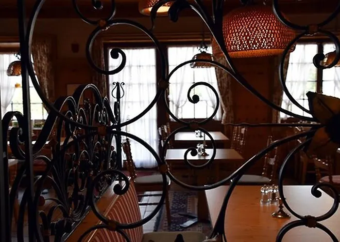 Am Schoenenberg Hotel